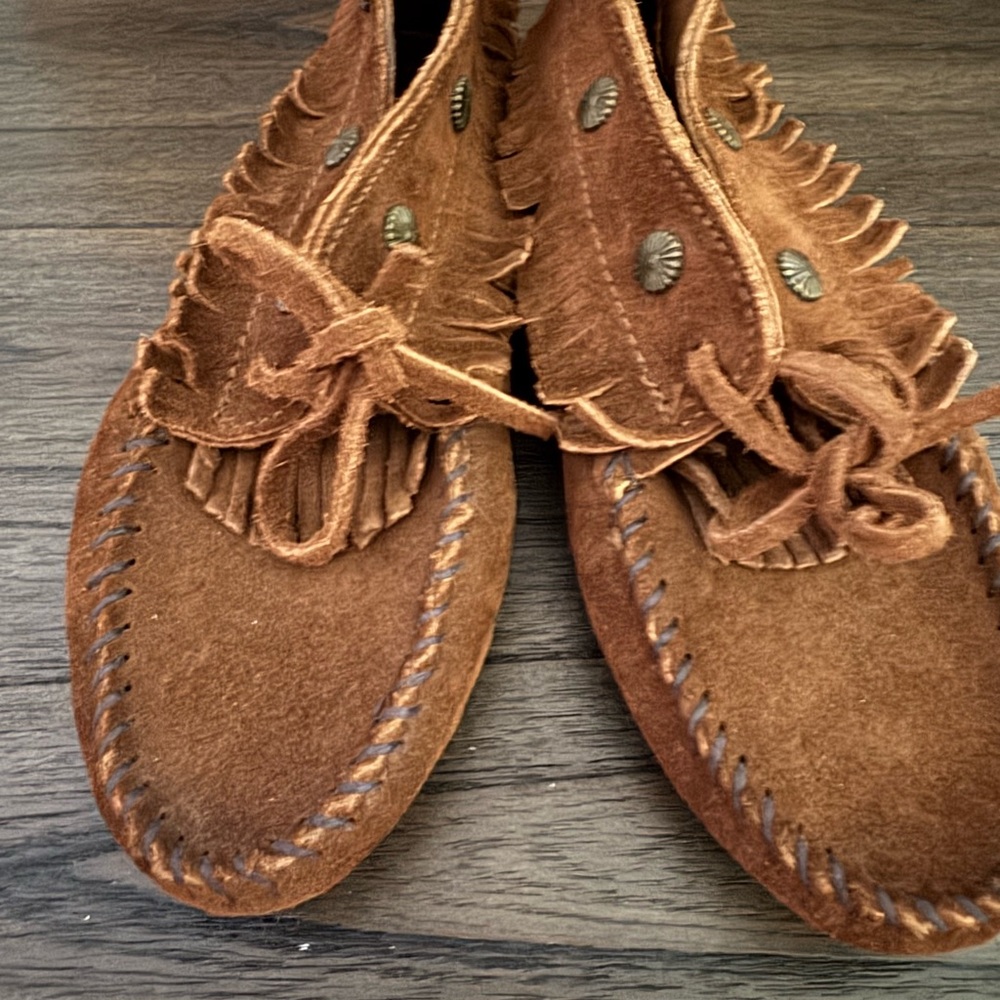 Minnetonka Fringe Suede Boots - Brown - Picture 2 of 7
